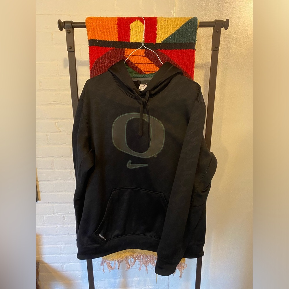 Nike Oregon black hoodie size L (large)